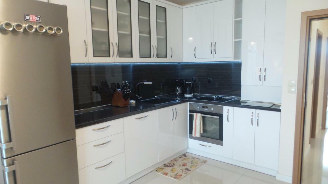 Astoria Apartment Велико-Тирново Екстер'єр фото