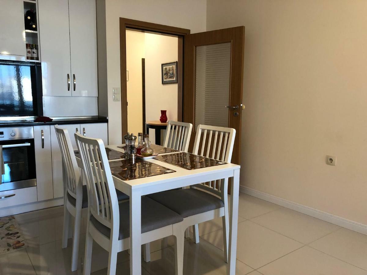 Astoria Apartment Велико-Тирново Екстер'єр фото